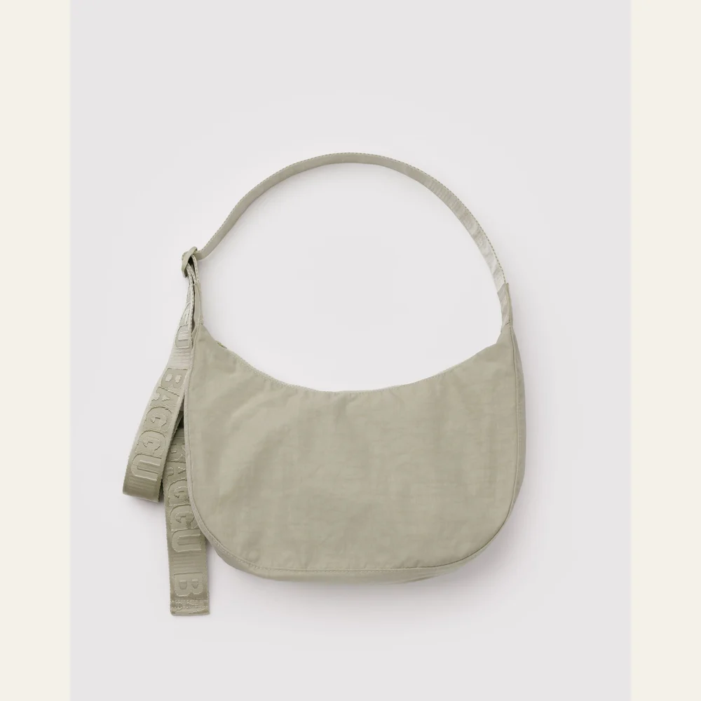 BAGGU Medium Nylon Crescent Bag product reference