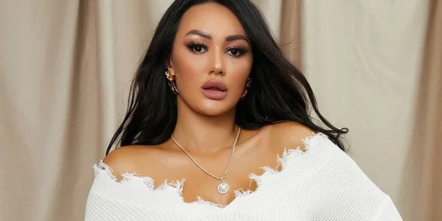 LovelyWholesale: Up to 90% off + Extra 10% Student Discount
