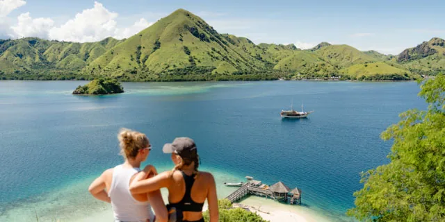 Contiki: Up to $700 USD off