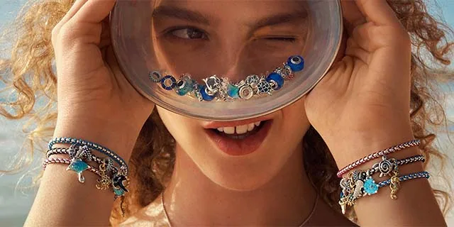 Pandora: 10% Student Discount